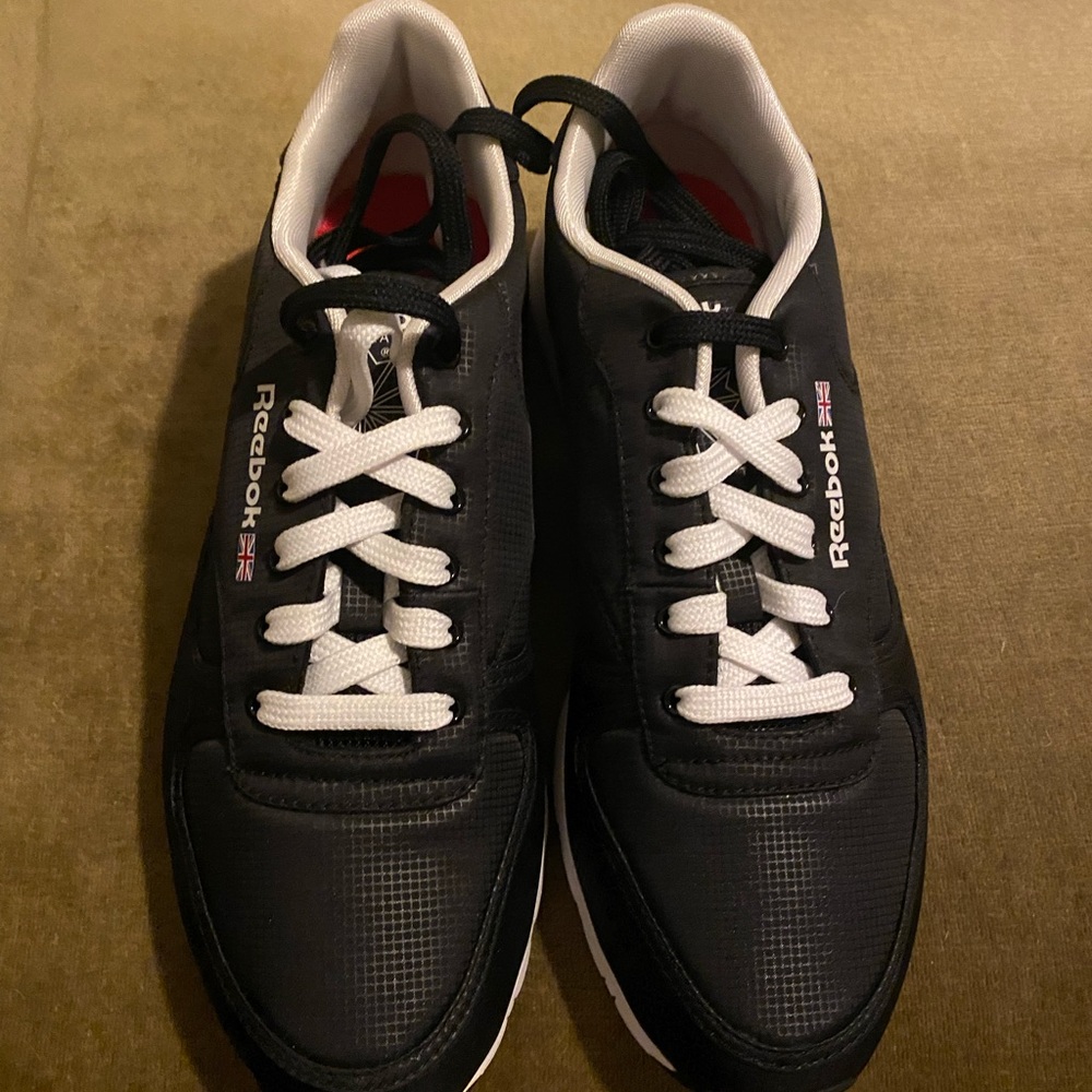 New Reebok Ultralite - Picture 7 of 8